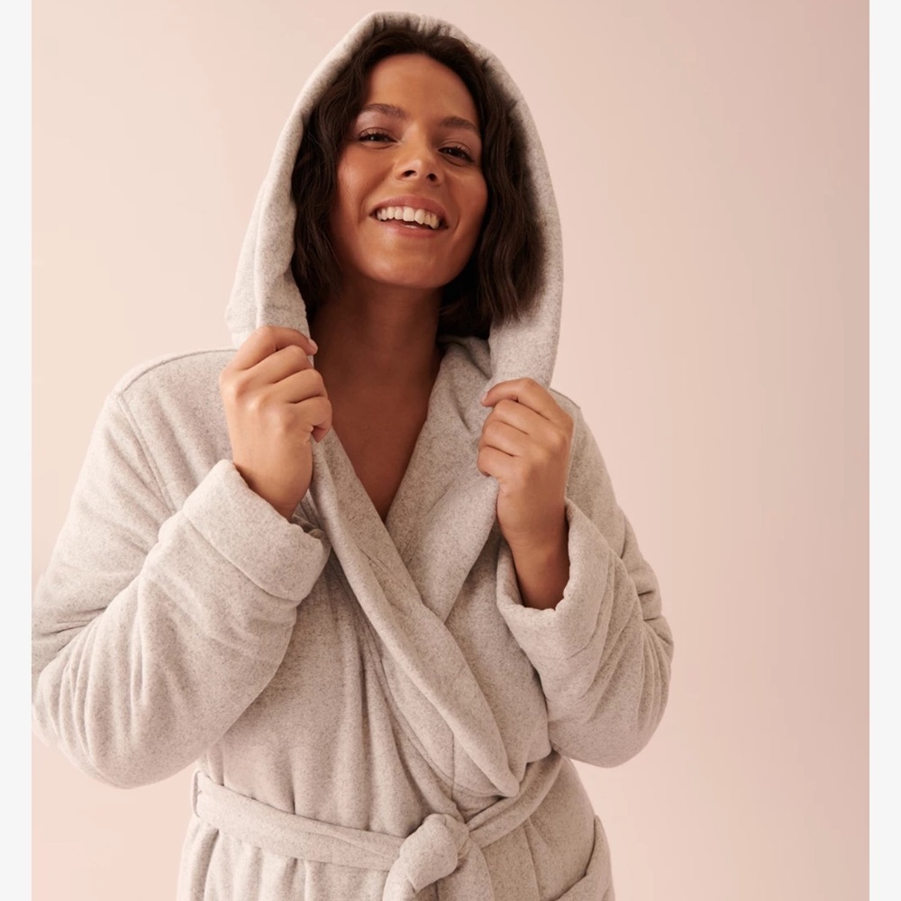 (🅻) Soft Knit Quilted Hooded Robe | 𝐥𝐚 𝐕𝐢𝐞 𝐞𝐧 𝐑𝐨𝐬𝐞